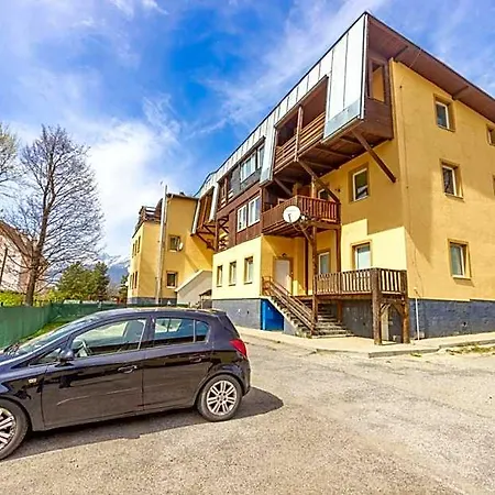 Hugo Hotel *