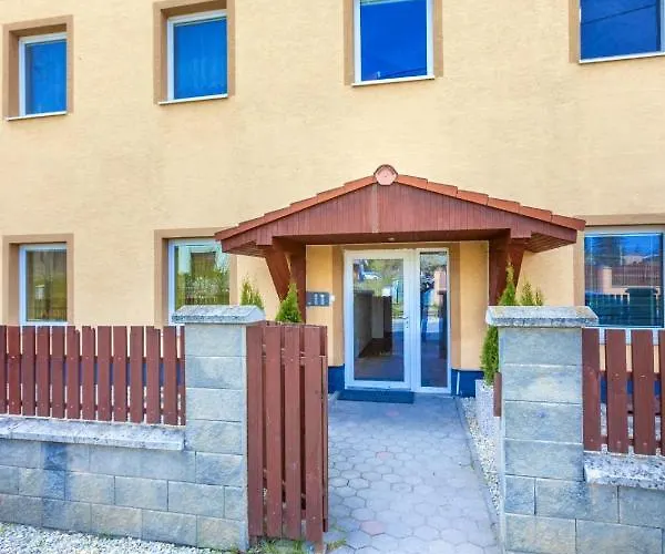 Hotel Hugo *